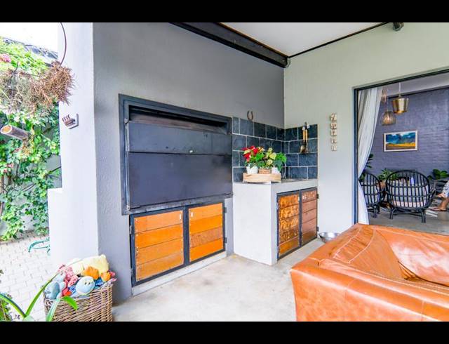 3 BEDROOM HOUSE FOR SALE IN COPPERLEAF ESTATE